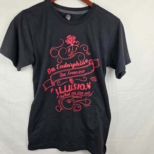 Indy Da Endorphine Illusion Concert Size M Black Graphic T-Shirt